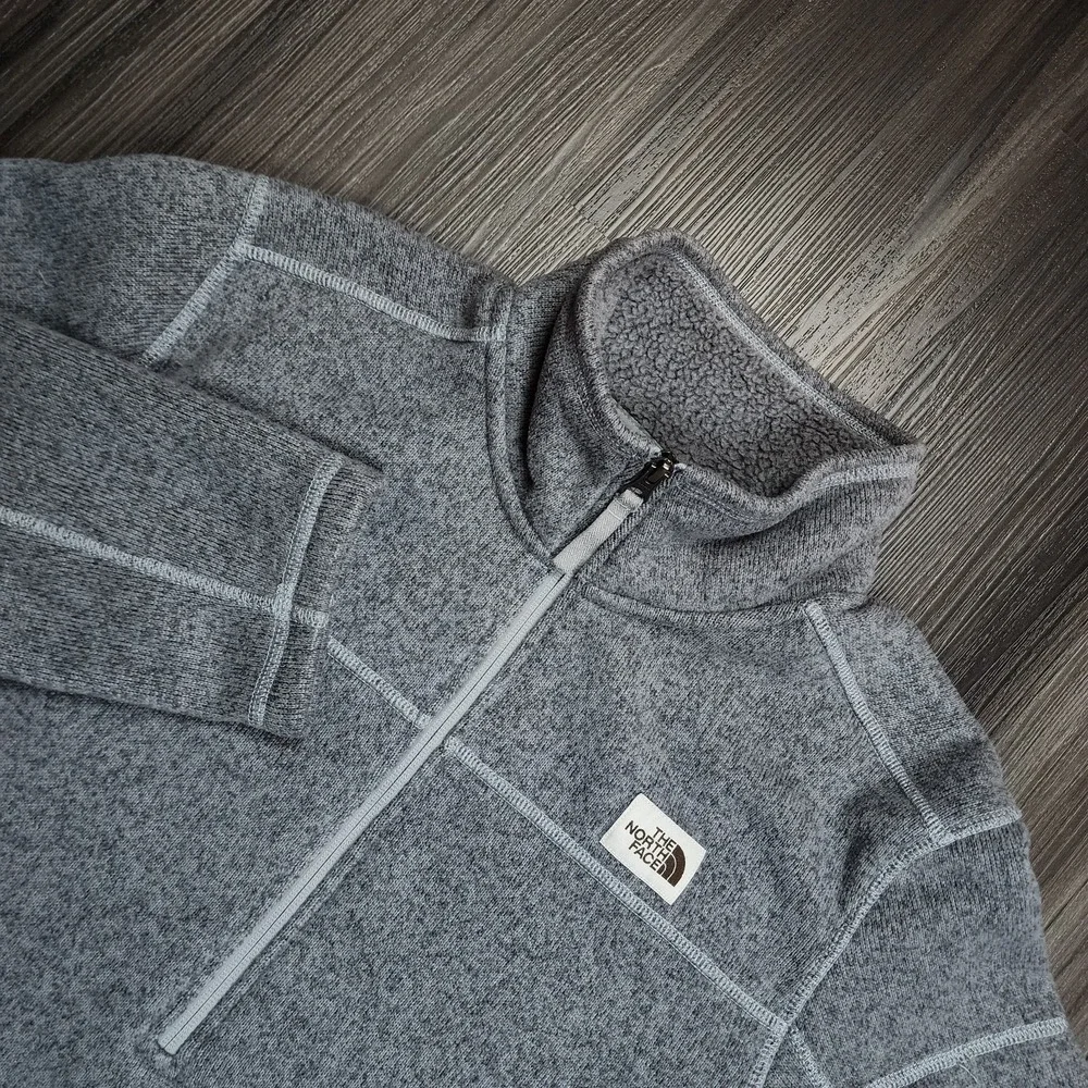 The North Face Gordon Lyons Men's Medium 1/4 Zip Fleece Pullover Gray Outdoors